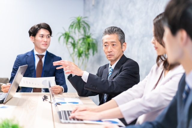 ビジネス会議の様子
